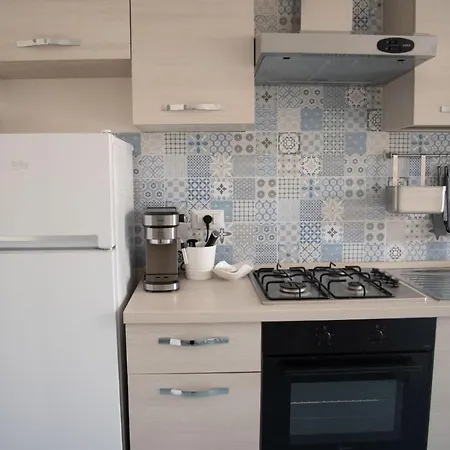 Acquamarina Appartament شقة بروسيدا